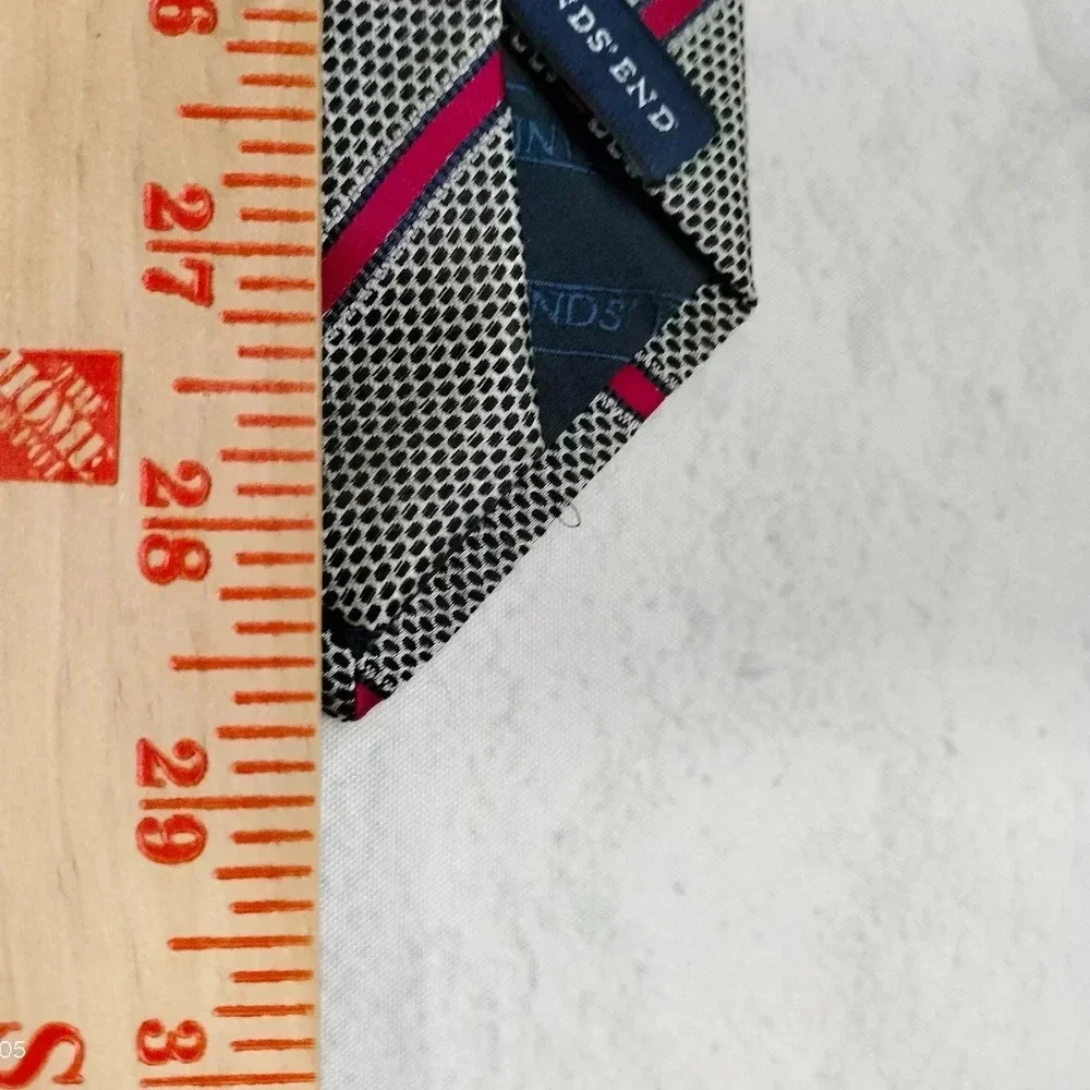 Lands' End Silk Hand Sewn Tie Necktie Red Blue Striped BLack Dots 57 x 3.75